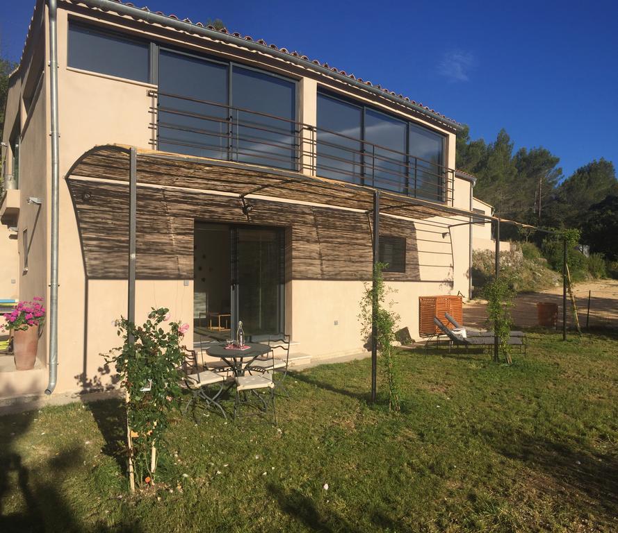 Ferienwohnung Le Gite Des Cadieres Evenos Exterior foto